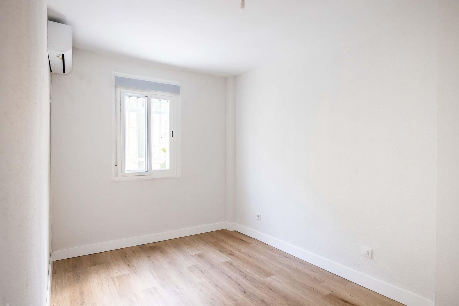 3 sovrum Lägenhet till salu i Sevilla stad - 198 000 € (Ref: 10027402)