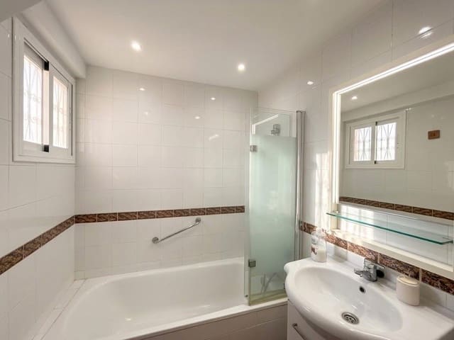 1 quarto Apartamento para venda em Sevilha cidade - 235 000 € (Ref: 10027403)