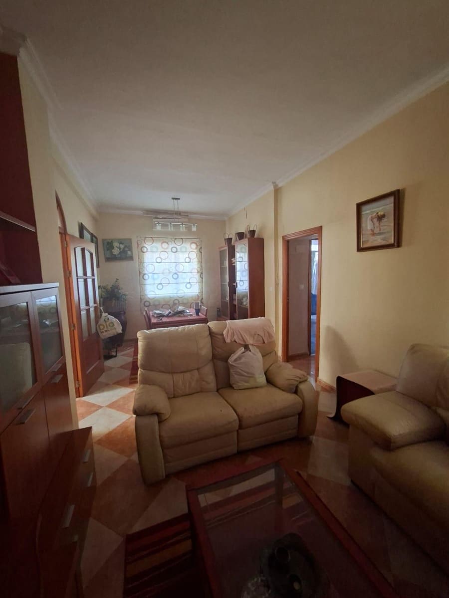5 camera da letto Villa in vendita in Villanueva del Rio y Minas con piscina garage - 185.000 € (Rif: 10032131)