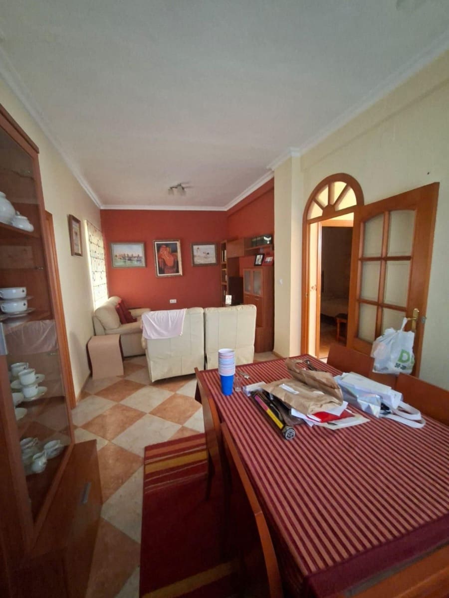 5 camera da letto Villa in vendita in Villanueva del Rio y Minas con piscina garage - 185.000 € (Rif: 10032131)