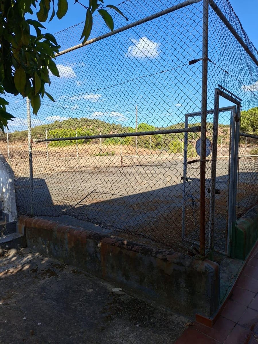 5 camera da letto Villa in vendita in Villanueva del Rio y Minas con piscina garage - 185.000 € (Rif: 10032131)