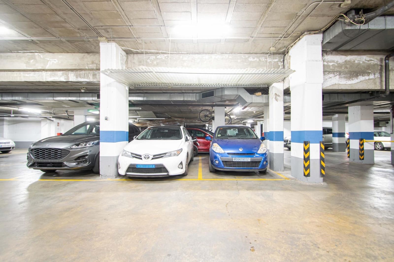 4 makuuhuone Asunto myytävänä paikassa Sevilla kaupunki mukana uima-altaan - 295 000 € (Ref: 10034065)