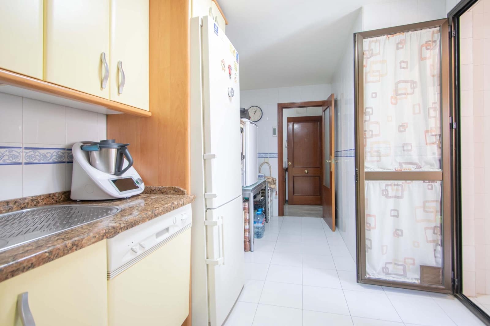 4 makuuhuone Asunto myytävänä paikassa Sevilla kaupunki mukana uima-altaan - 295 000 € (Ref: 10034065)