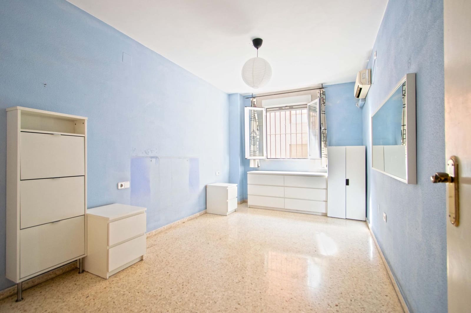 2 makuuhuone Asunto myytävänä paikassa Sevilla kaupunki - 349 990 € (Ref: 10034067)