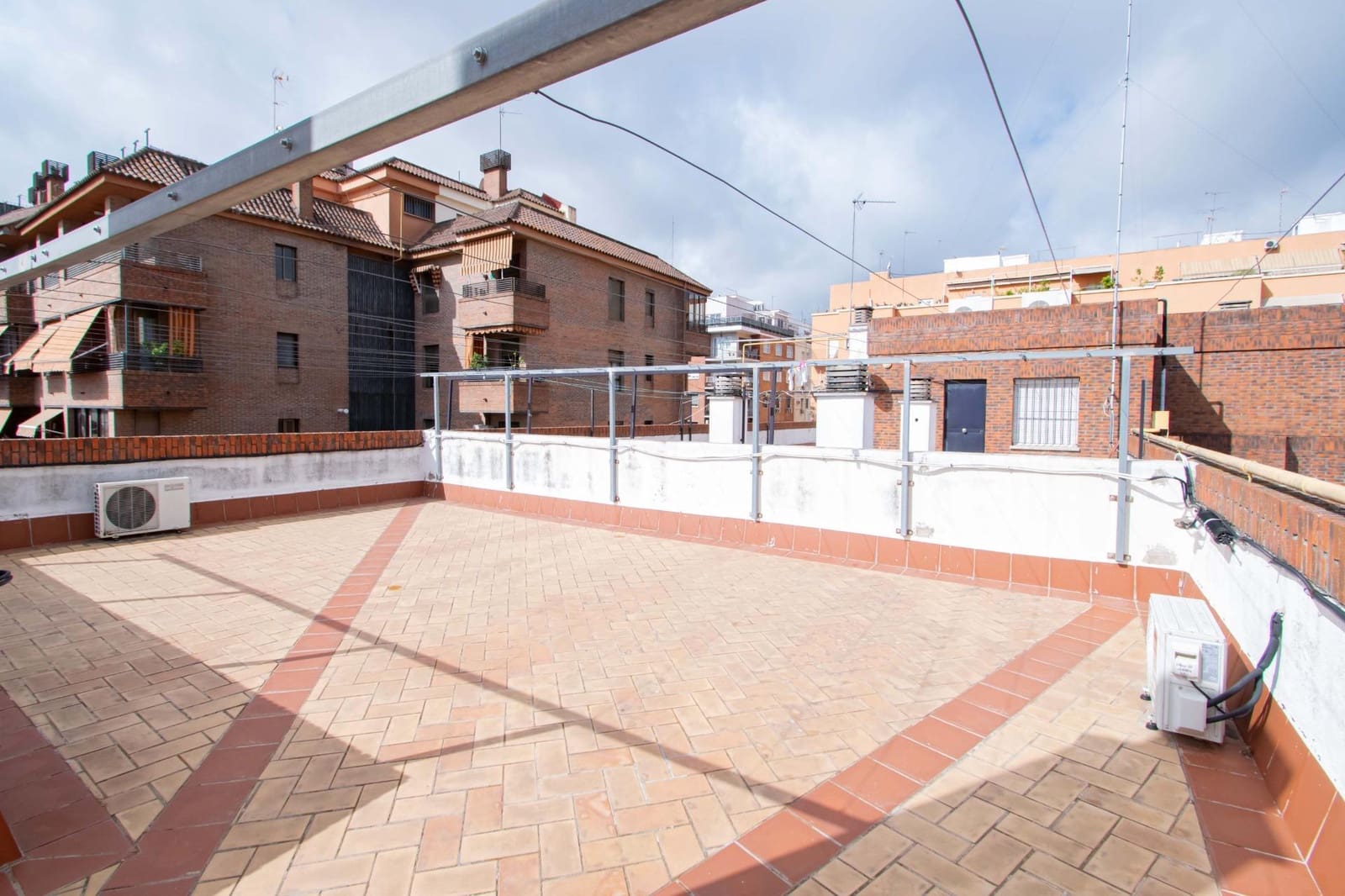 2 makuuhuone Asunto myytävänä paikassa Sevilla kaupunki - 349 990 € (Ref: 10034067)