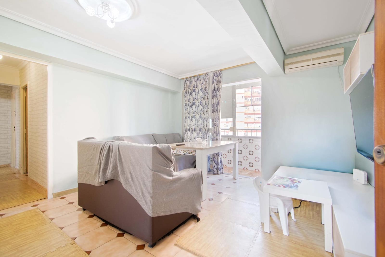 3 slaapkamer Flat te koop in Sevilla stad - € 145.000 (Ref: 10035468)