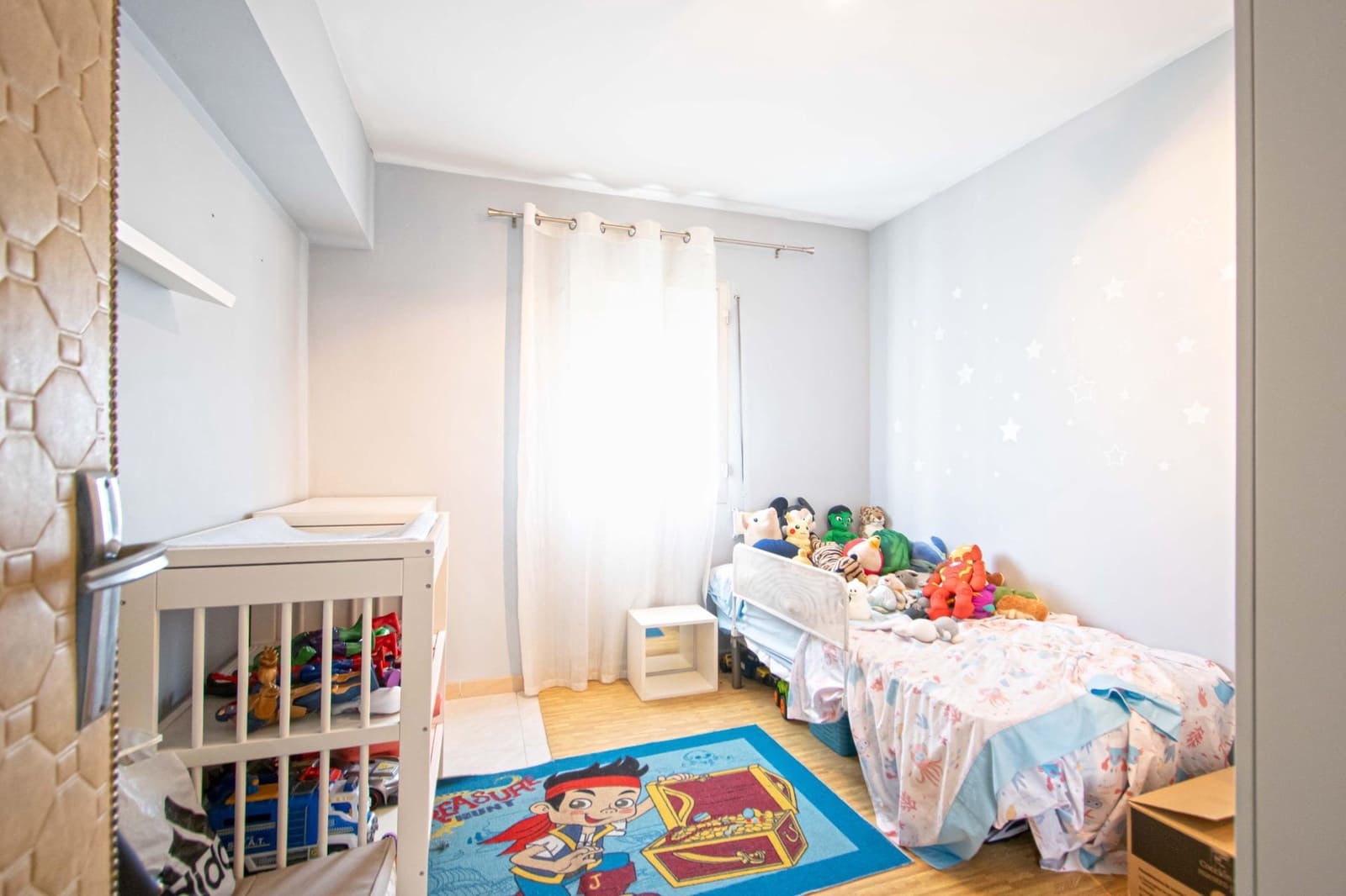 3 slaapkamer Flat te koop in Sevilla stad - € 145.000 (Ref: 10035468)