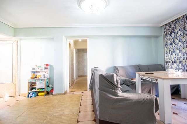3 slaapkamer Flat te koop in La Plata, Sevilla stad - € 145.000 (Ref: 10035468)