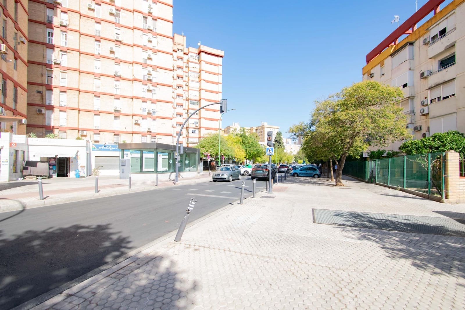 3 slaapkamer Flat te koop in Sevilla stad - € 145.000 (Ref: 10035468)