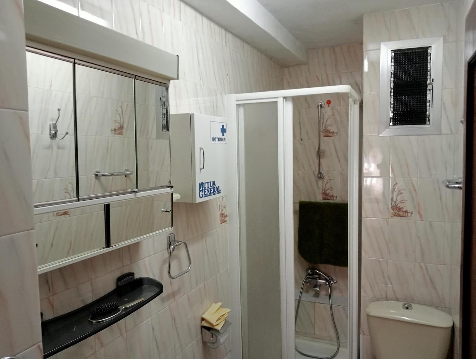 3 quarto Apartamento para arrendar em Sevilha cidade - 950 € (Ref: 10035469)