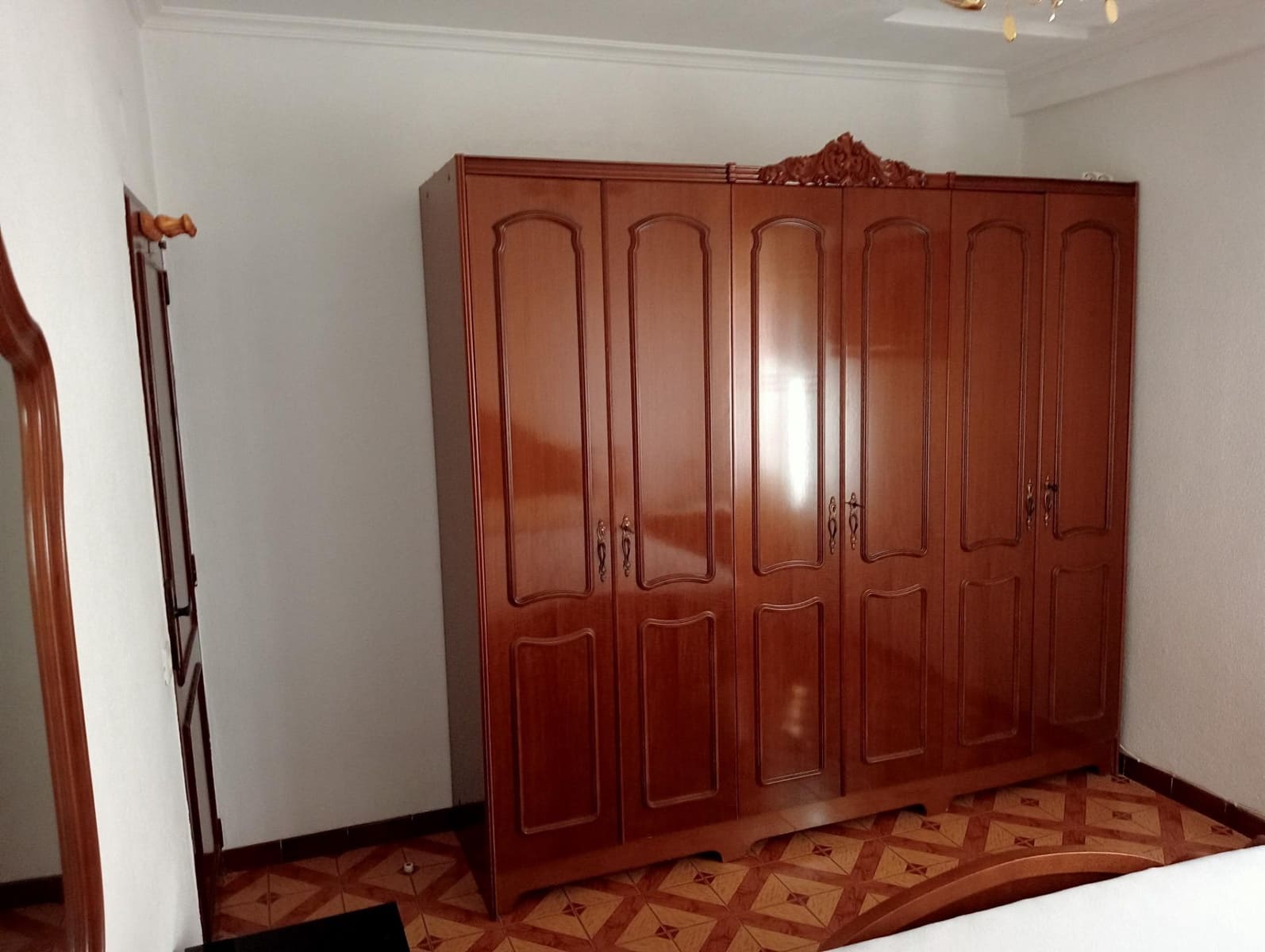 3 quarto Apartamento para arrendar em Sevilha cidade - 950 € (Ref: 10035469)