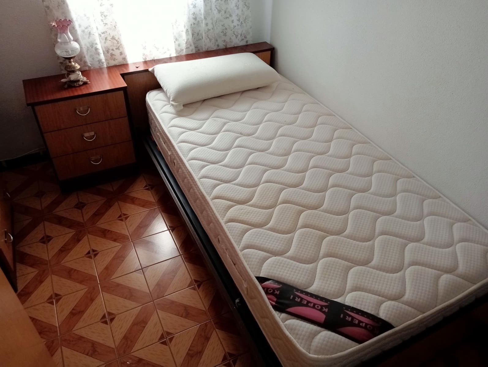 3 quarto Apartamento para arrendar em Sevilha cidade - 950 € (Ref: 10035469)
