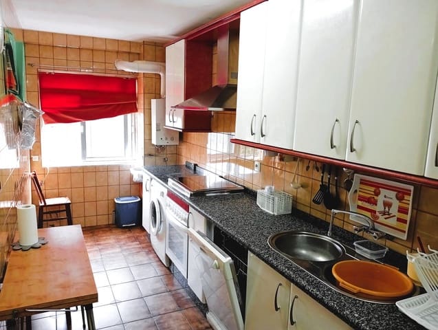 3 quarto Apartamento para arrendar em Sevilha cidade - 950 € (Ref: 10035469)