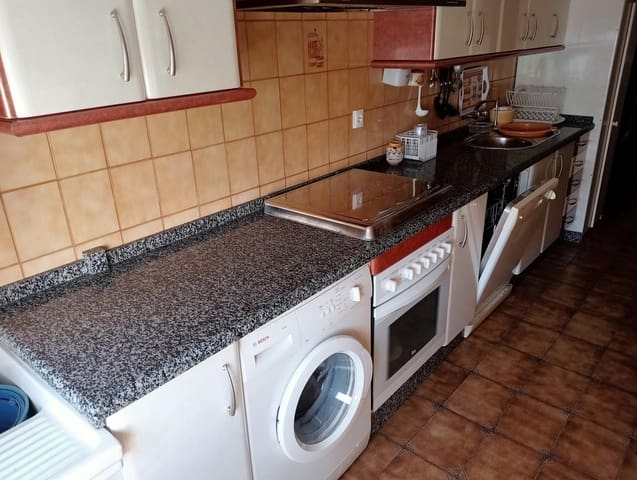 3 quarto Apartamento para arrendar em Sevilha cidade - 950 € (Ref: 10035469)