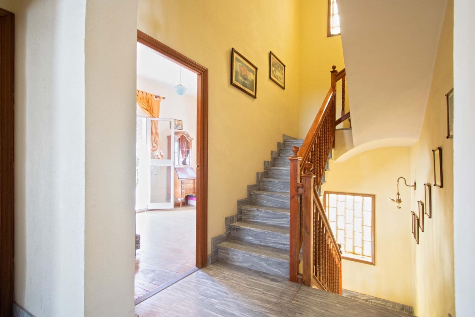 7 sypialnia Willa na sprzedaż w Miasto Sewilla z garażem - 895 000 € (Ref: 10041232)