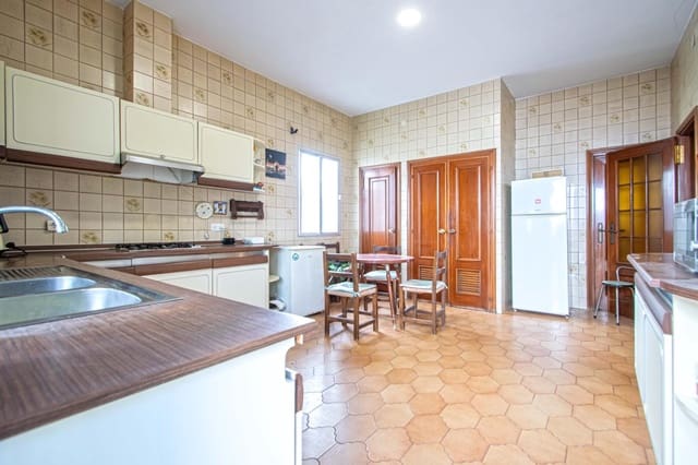 Chalet de 7 habitaciones en Sevilla ciudad en venta con garaje - 895.000 € (Ref: 10041232)