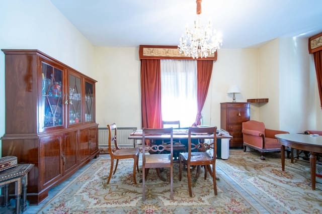 Chalet de 7 habitaciones en Sevilla ciudad en venta con garaje - 895.000 € (Ref: 10041232)