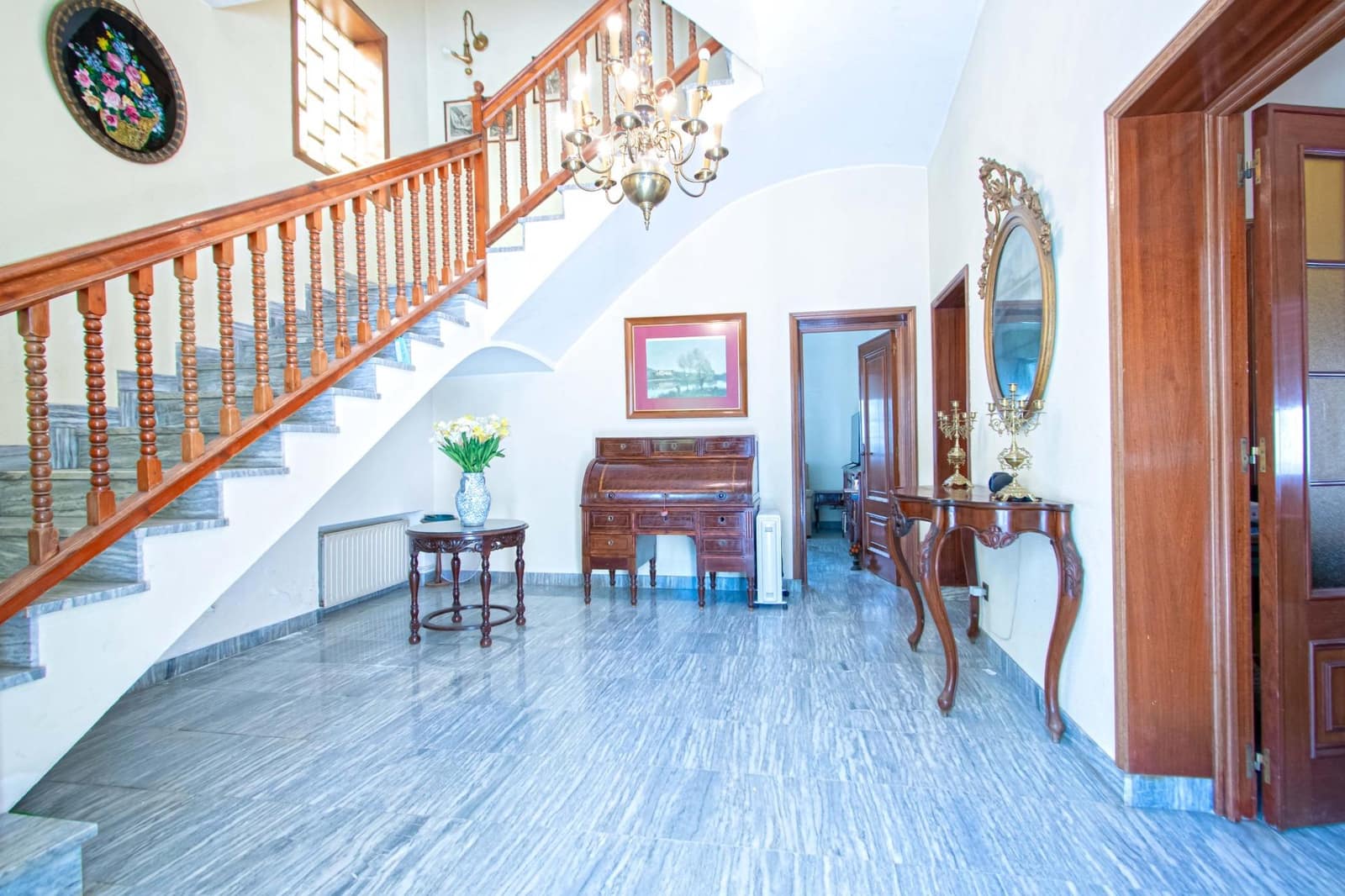 7 sypialnia Willa na sprzedaż w Miasto Sewilla z garażem - 895 000 € (Ref: 10041232)