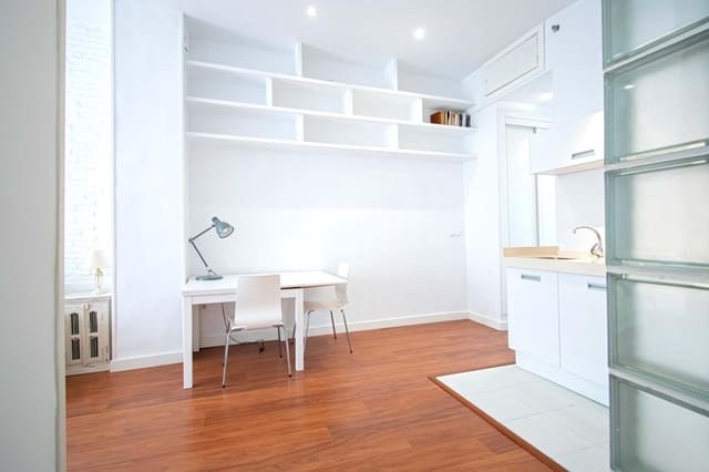 1 makuuhuone Huoneisto myytävänä paikassa Sevilla kaupunki - 275 000 € (Ref: 10043116)