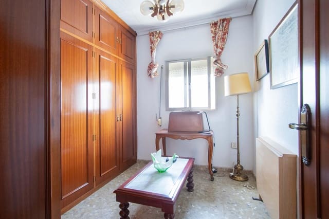 4 makuuhuone Asunto myytävänä paikassa Sevilla kaupunki - 335 000 € (Ref: 10043117)