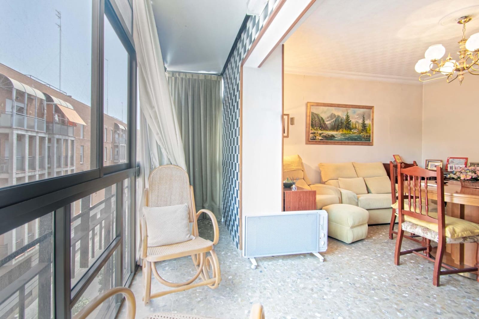 4 makuuhuone Asunto myytävänä paikassa Sevilla kaupunki - 335 000 € (Ref: 10043117)