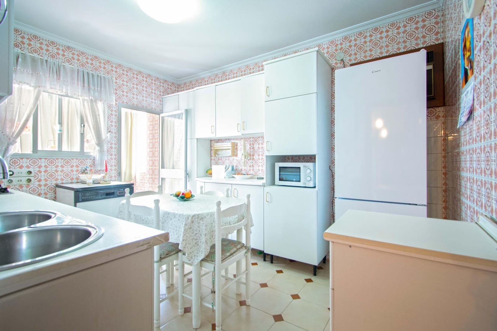 4 makuuhuone Asunto myytävänä paikassa Sevilla kaupunki - 335 000 € (Ref: 10043117)