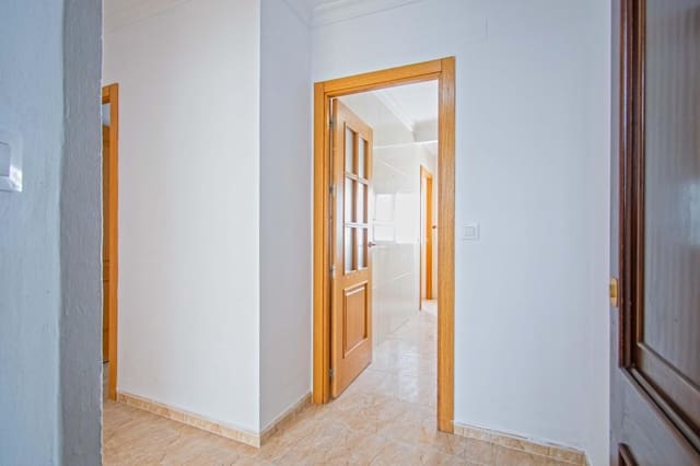 3 Zimmer Wohnung zu verkaufen in Sevilla Stadt - 205.000 € (Ref: 10044902)