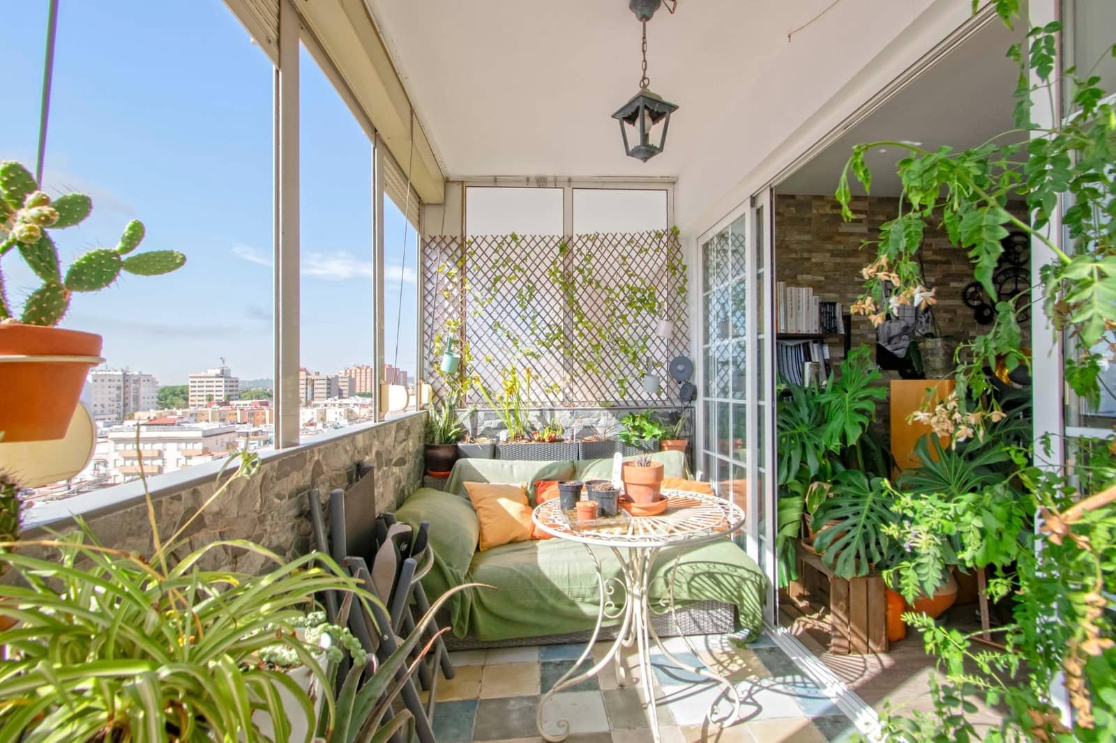 3 bedroom Flat for sale in Seville city - € 450,000 (Ref: 10047425)