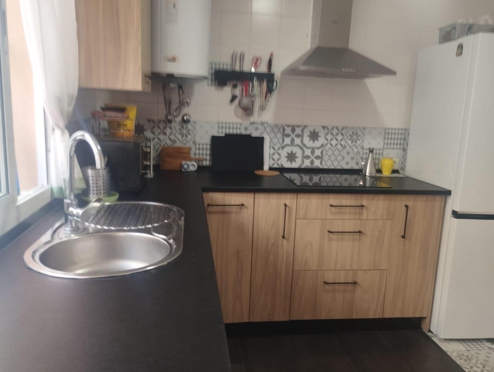 Villa/Maison Mitoyenne de 4 chambres à louer à Seville ville - 1 200 € (Ref: 10047427)