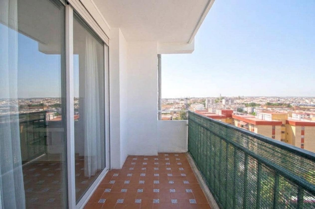 3 slaapkamer Flat te koop in Sevilla stad - € 195.000 (Ref: 10049404)