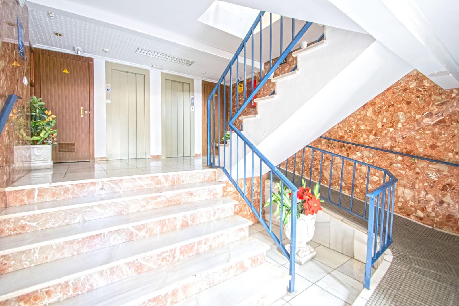 3 slaapkamer Flat te koop in Sevilla stad - € 195.000 (Ref: 10049404)