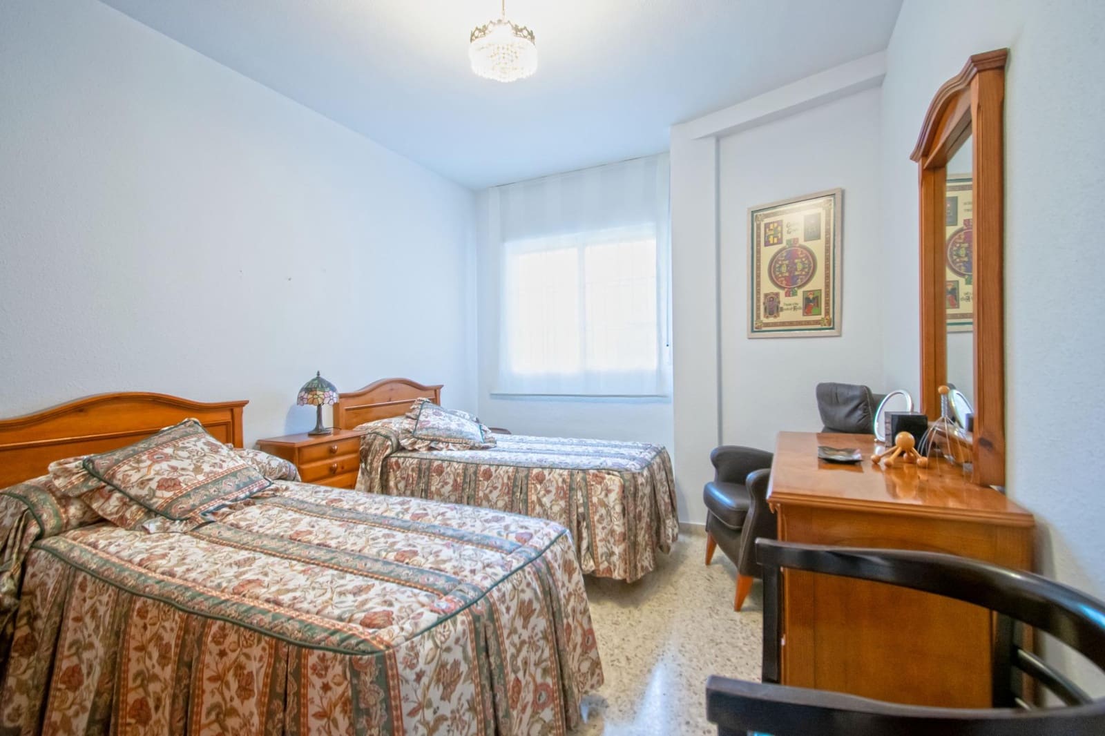 4 slaapkamer Flat te koop in Sevilla stad met garage - € 485.000 (Ref: 10055414)