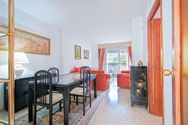 4 slaapkamer Flat te koop in Nervión, Sevilla stad met garage - € 485.000 (Ref: 10055414)