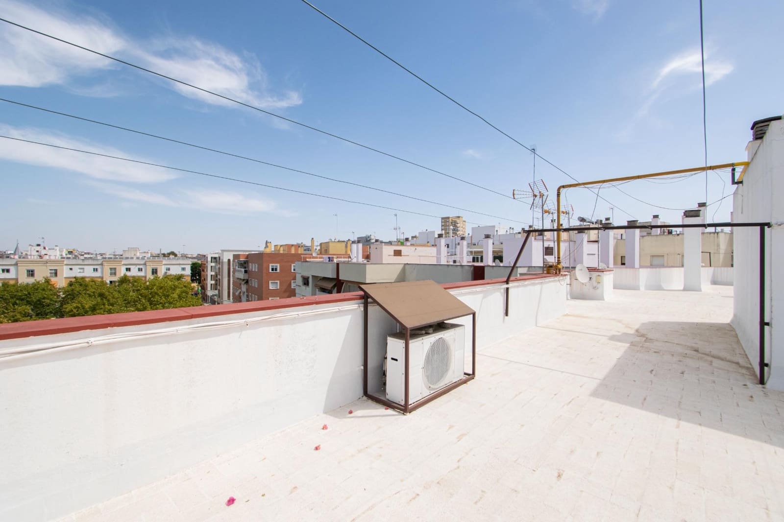 4 slaapkamer Flat te koop in Sevilla stad met garage - € 485.000 (Ref: 10055414)