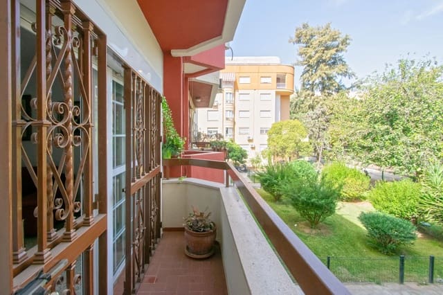 4 slaapkamer Flat te koop in Nervión, Sevilla stad met garage - € 485.000 (Ref: 10055414)