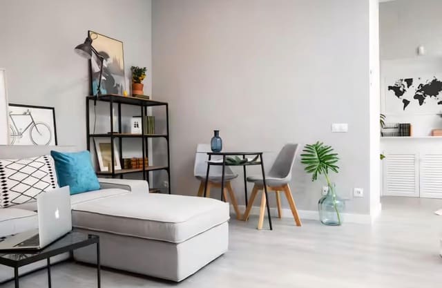 2 soveværelse Lejlighed til salg i Sevilla by - € 370.000 (Ref: 10059235)