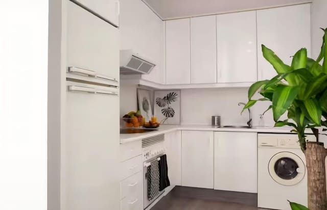 2 soveværelse Lejlighed til salg i Sevilla by - € 370.000 (Ref: 10059235)