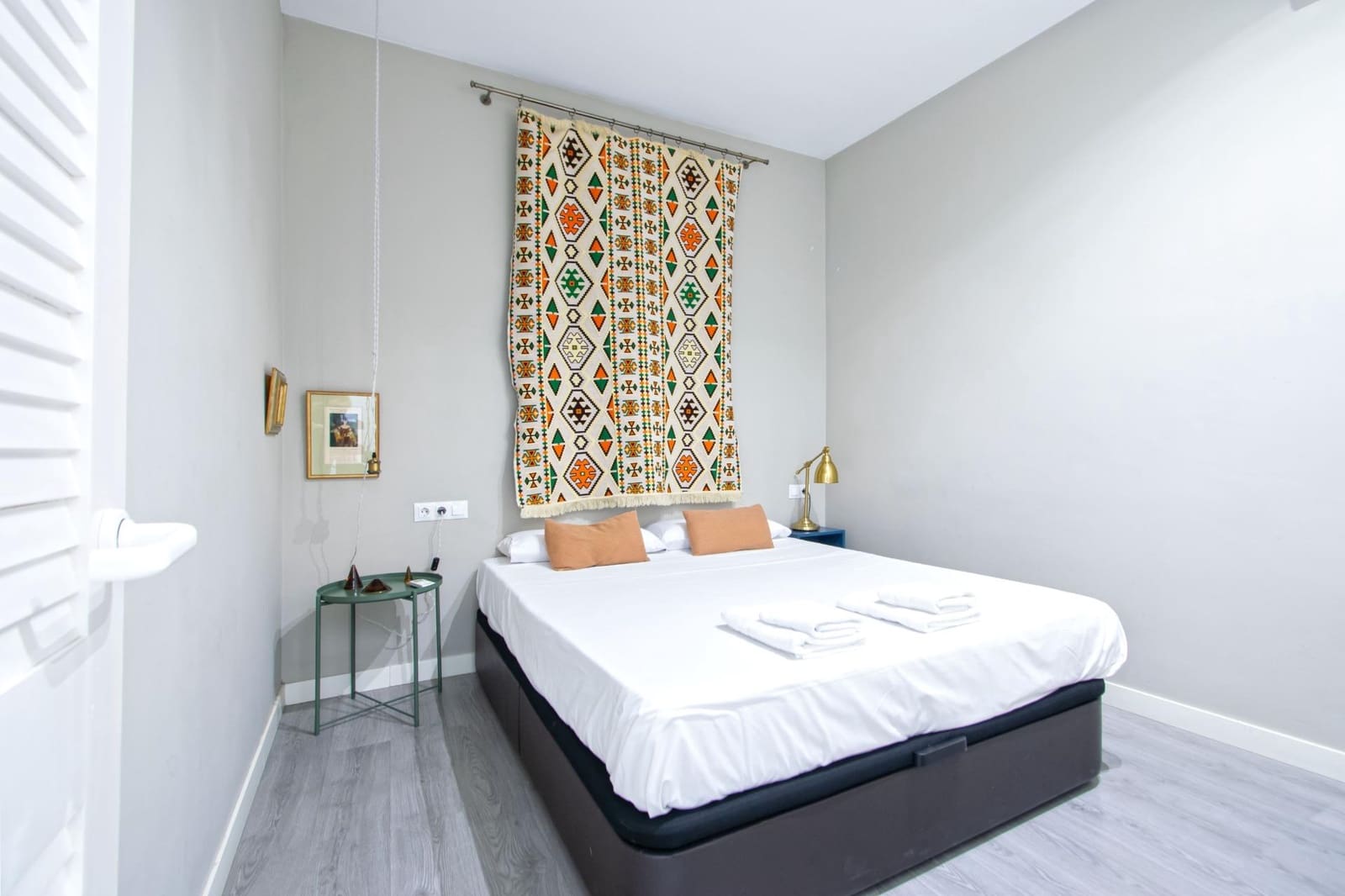 2 bedroom Flat for sale in Seville city - € 370,000 (Ref: 10059235)