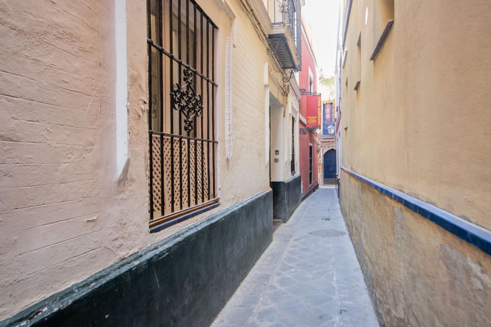 2 bedroom Flat for sale in Seville city - € 370,000 (Ref: 10059235)