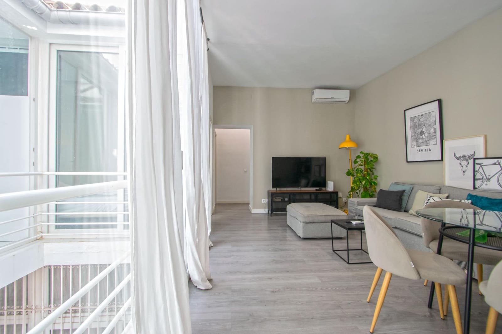 2 bedroom Flat for sale in Seville city - € 370,000 (Ref: 10059235)