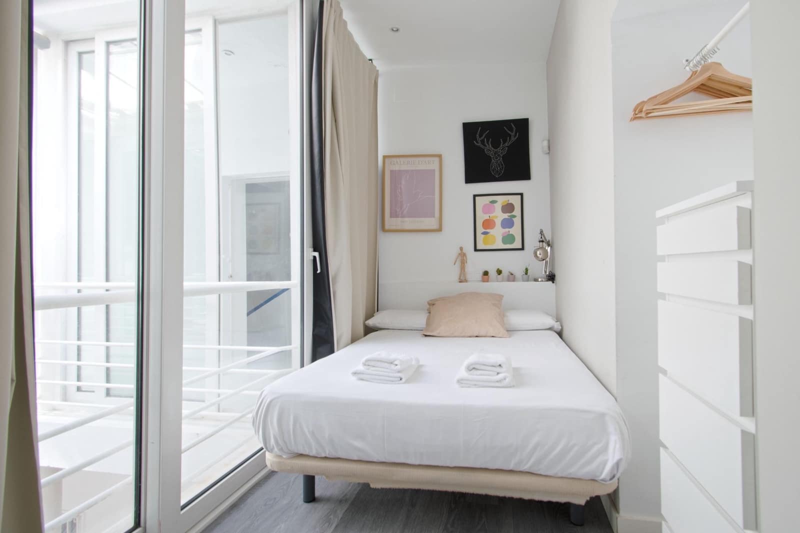 2 bedroom Flat for sale in Seville city - € 370,000 (Ref: 10059235)