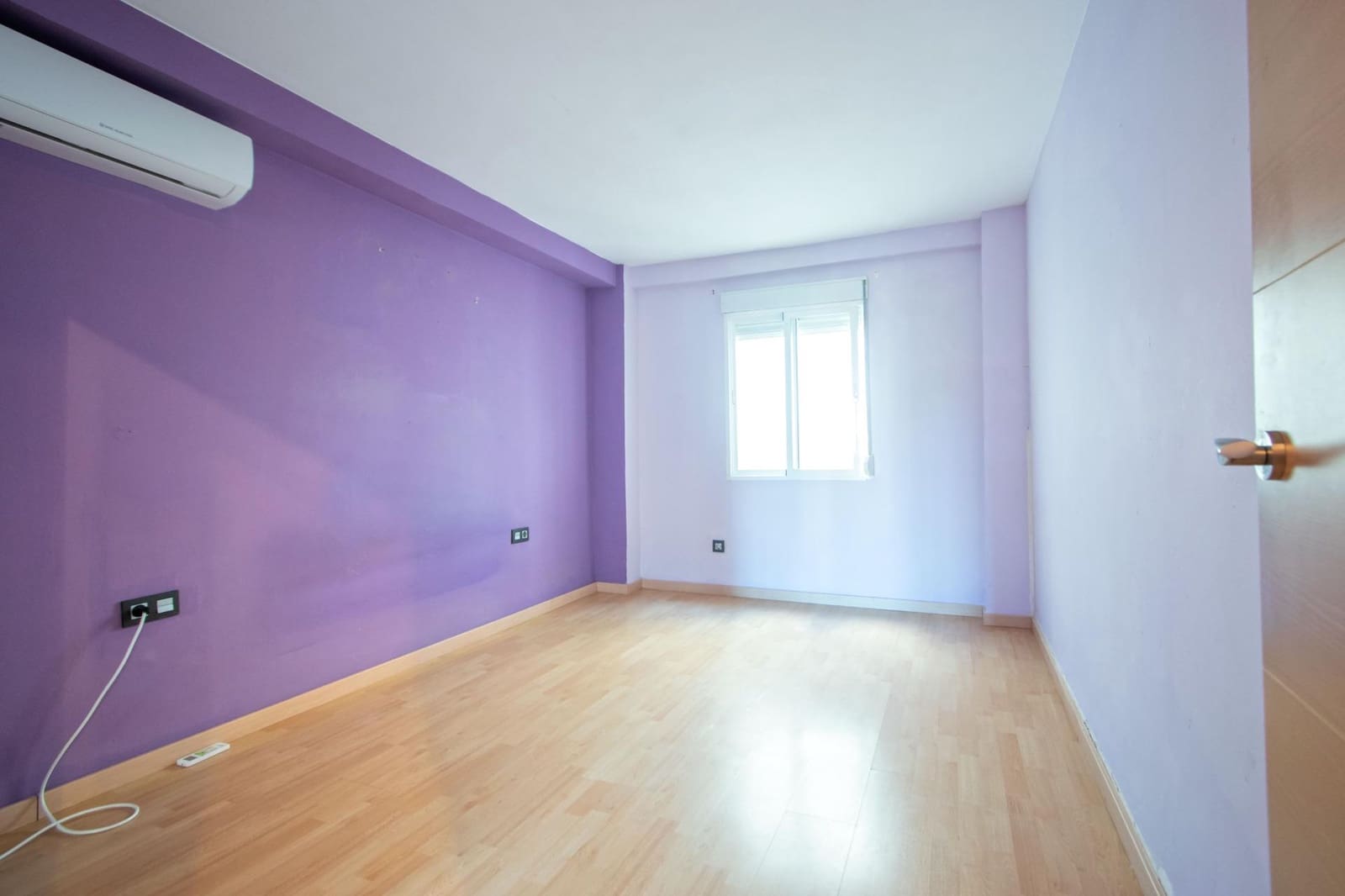 3 bedroom Flat for sale in Camas - € 139,000 (Ref: 10062088)