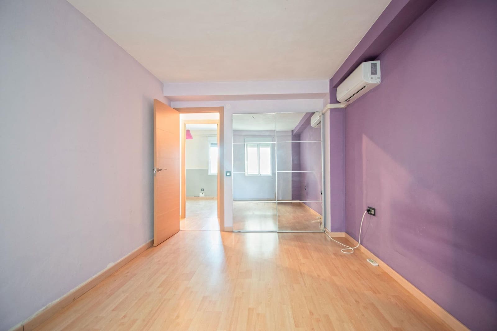 3 bedroom Flat for sale in Camas - € 139,000 (Ref: 10062088)