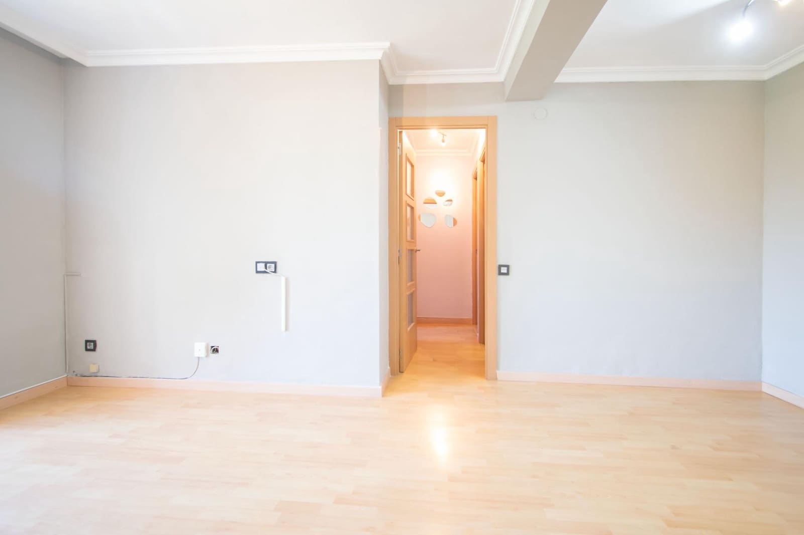 3 bedroom Flat for sale in Camas - € 139,000 (Ref: 10062088)