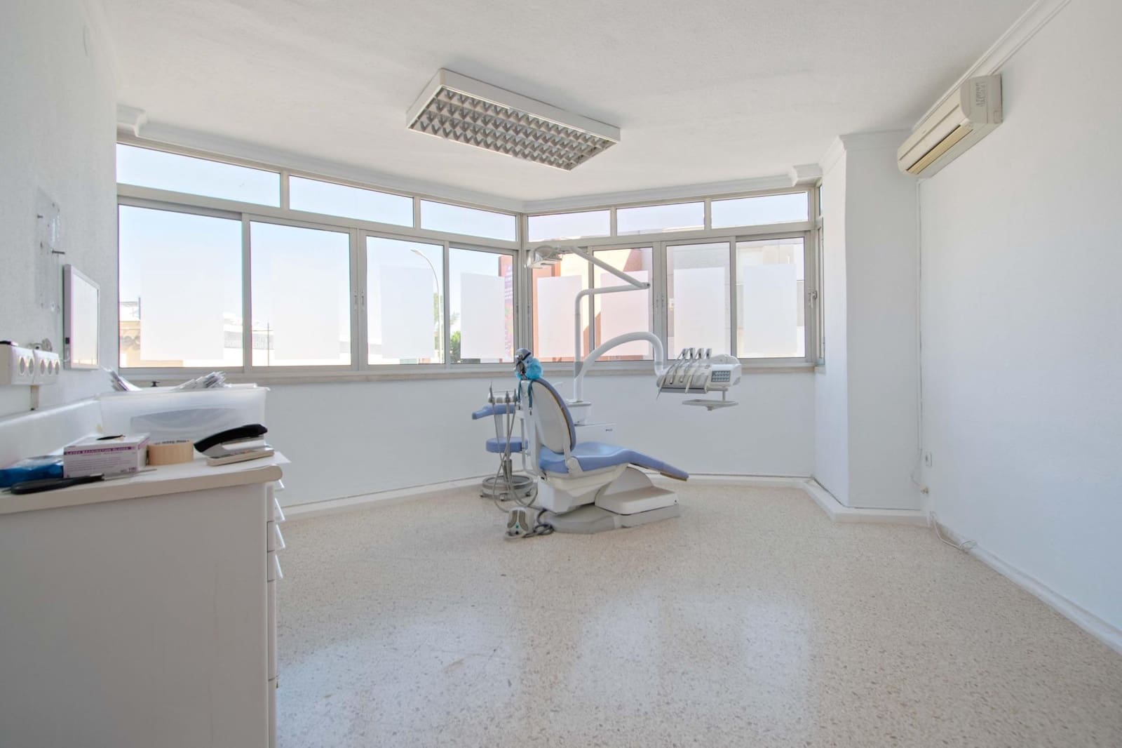 4 Zimmer Wohnung zu verkaufen in Montequinto mit Pool Garage - 250.000 € (Ref: 10062089)