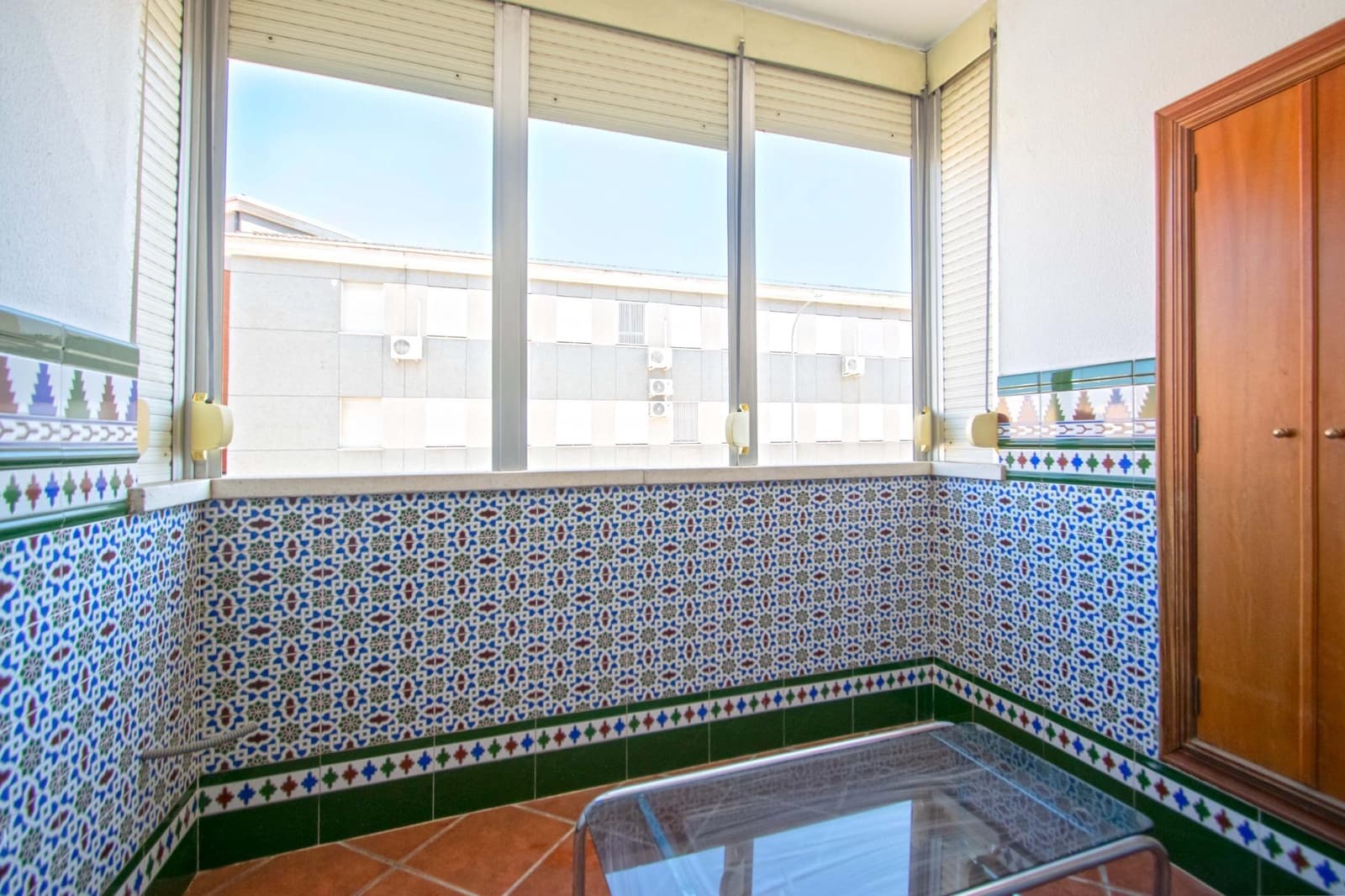 4 Zimmer Wohnung zu verkaufen in Montequinto mit Pool Garage - 250.000 € (Ref: 10062089)