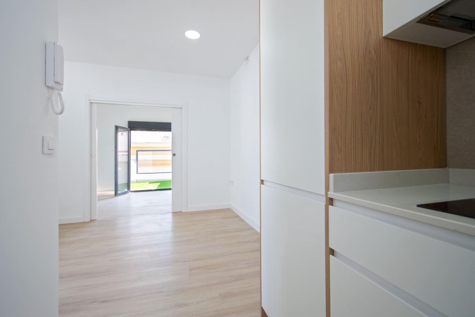 9 bedroom Flat for sale in Seville city - € 1,600,000 (Ref: 10068022)