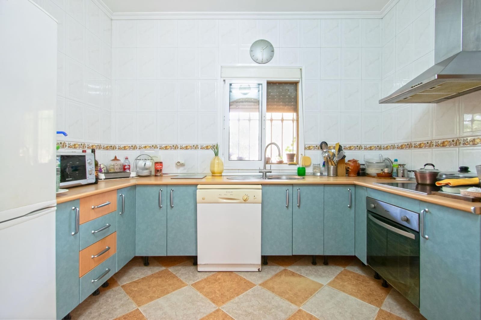 5 slaapkamer Villa te koop in Alcala de Guadaira met zwembad garage - € 198.000 (Ref: 10068025)