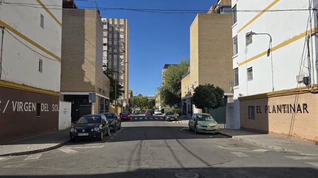 Piso de 2 habitaciones en Sevilla ciudad en alquiler - 850 € (Ref: 10076512)