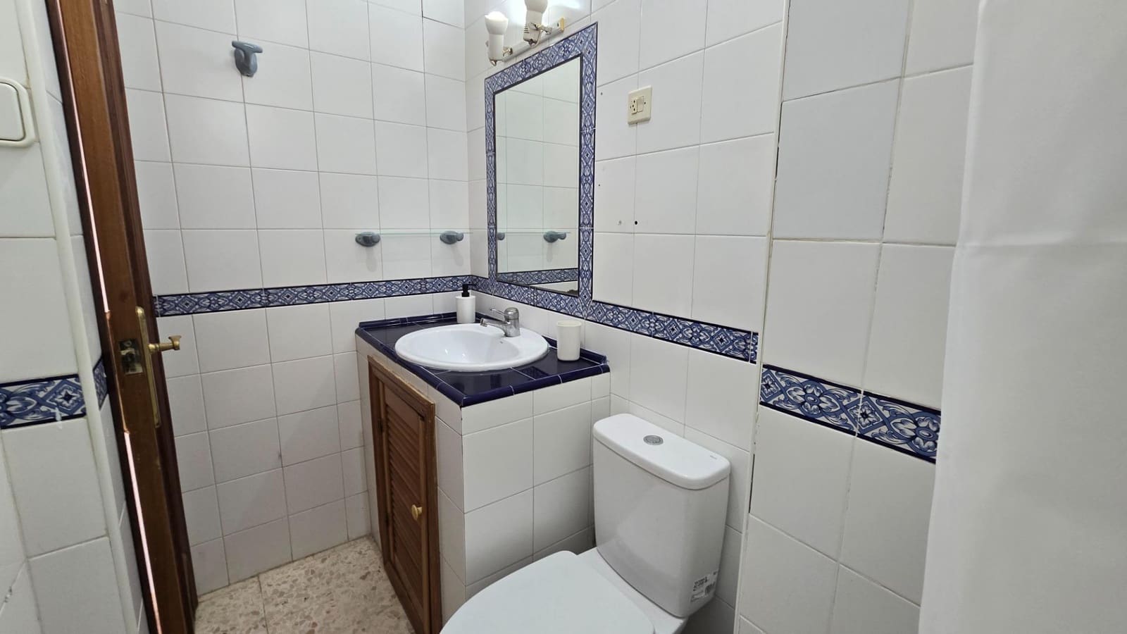 Piso de 2 habitaciones en Sevilla ciudad en alquiler - 850 € (Ref: 10076512)